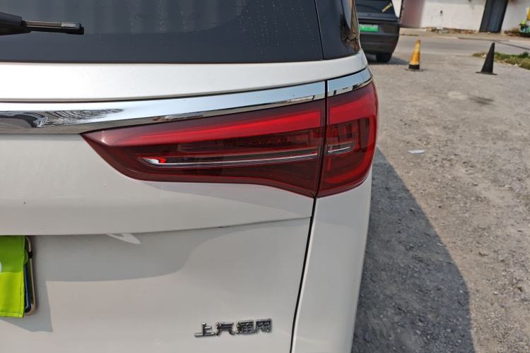 Used Buick GL8 2023 ES Lu Zun Luxury Model Right Rear Taillight