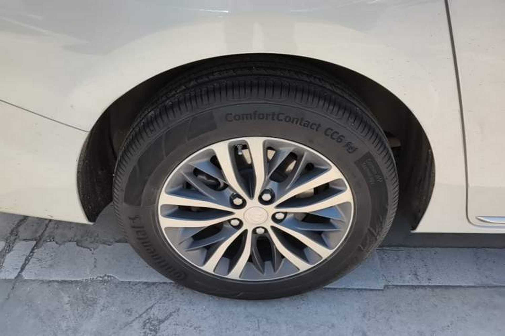 Used Buick GL8 2023 ES Lu Zun Deluxe Model Right Rear Wheel Hub