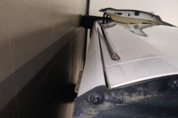 Used Buick GL8 2023 ES Lu Zun Deluxe Model Right Side Sill