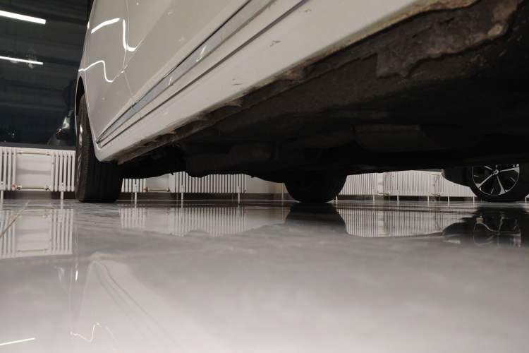 Used Buick GL8 2023 ES Lu Zun Deluxe and Yue Edition Right Side Sill