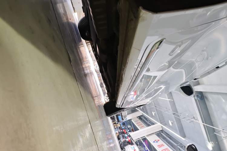 Used Buick GL8 2023 ES Lu Zun Deluxe Model Right Side Sill