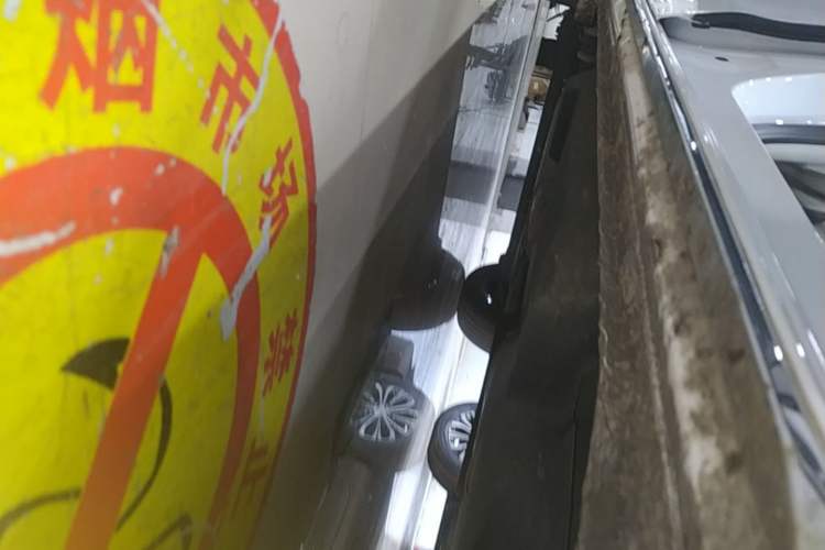 Used Buick GL8 2023 Land Executive Class Smart Enjoyment Model Right Side Sill
