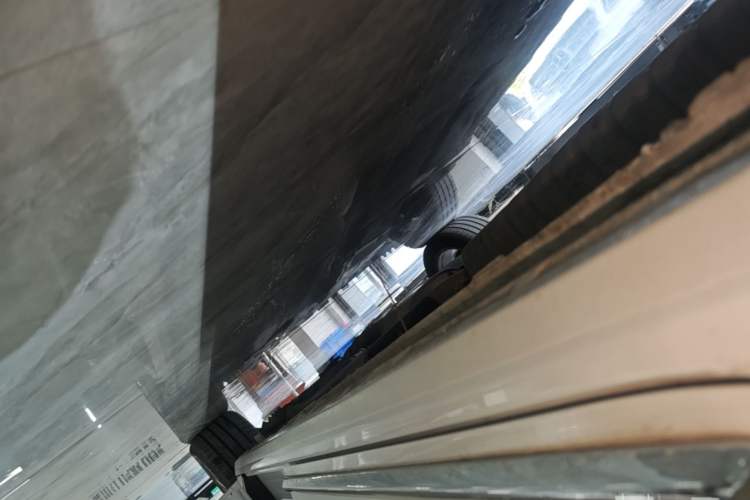 Used Buick GL8 2023 ES Lu Zun Luxury Model Right Side Sill