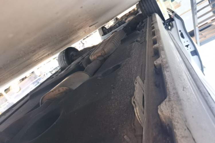 Used Buick GL8 2023 ES Lu Zun Comfort Model Right Side Sill