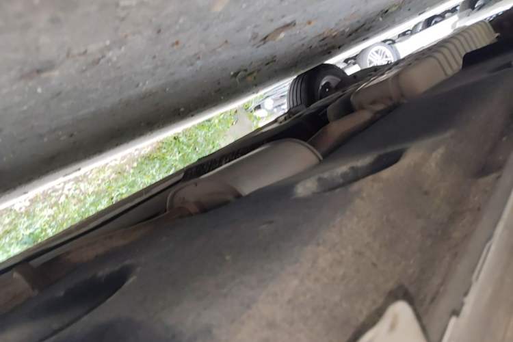 Used Buick GL8 2023 ES Lu Zun Deluxe Model Right Side Sill