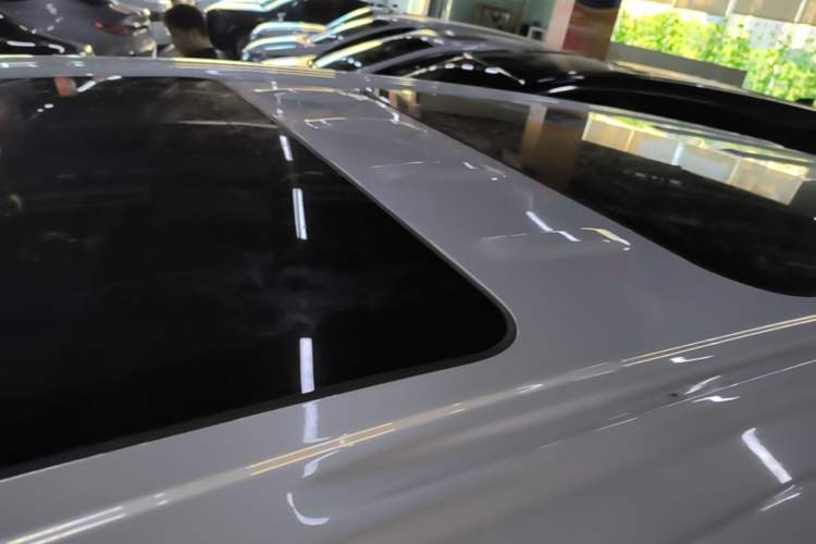 Used Buick GL8 2023 ES Lu Zun Flagship Model Roof
