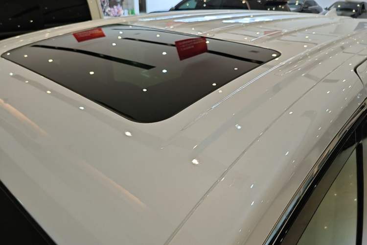 Used Buick GL8 2023 ES Lu Zun Deluxe Model Roof