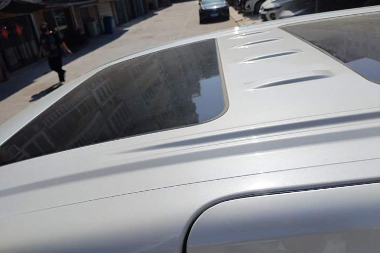 Used Buick GL8 2023 ES Lu Zun Luxury Model Roof