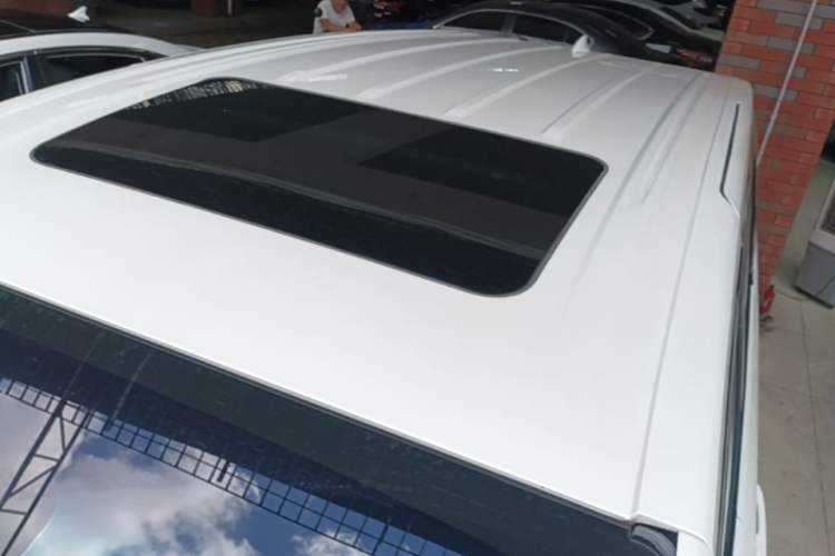 Used Buick GL8 2023 ES Lu Zun Deluxe Model Roof