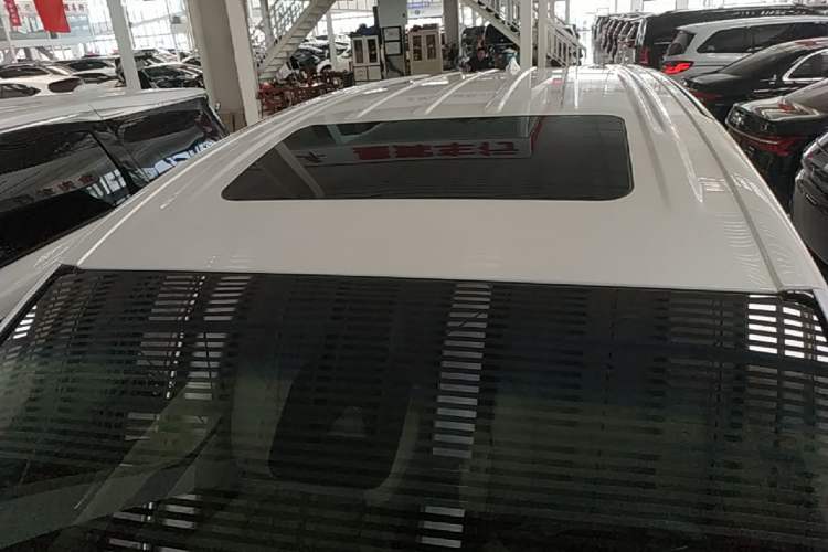 Used Buick GL8 2023 ES Lu Zun Deluxe Model Roof