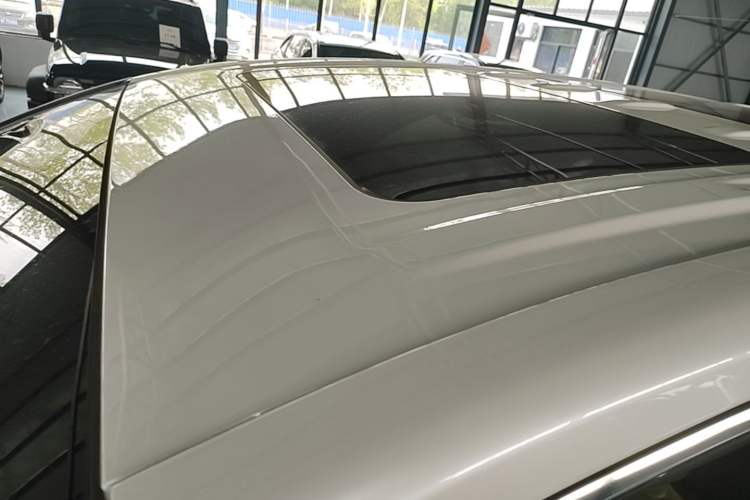 Used Buick GL8 2023 ES Lu Zun Smart Flagship Model Roof