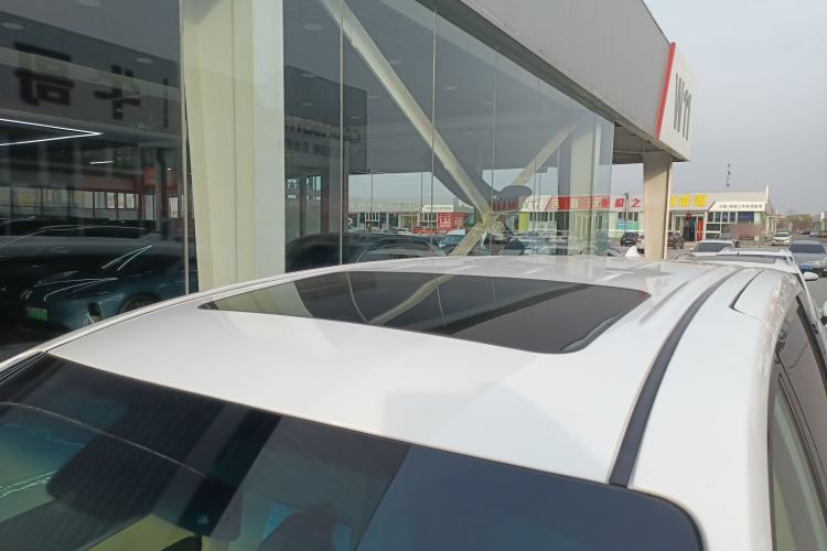 Used Buick GL8 2023 Facelifted Land Cruiser Executive Luxury Version Roof