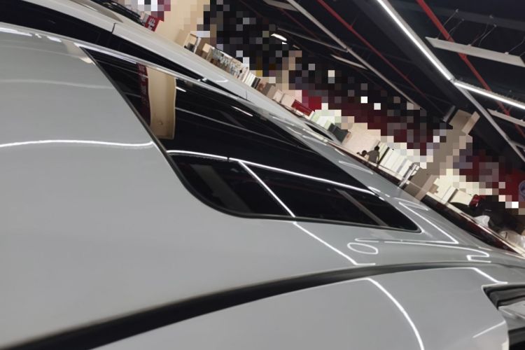 Used Buick GL8 2023 Land Executive Class Deluxe Model Roof
