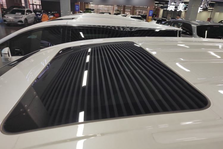 Used Buick GL8 2023 ES Lu Zun Deluxe Model Roof