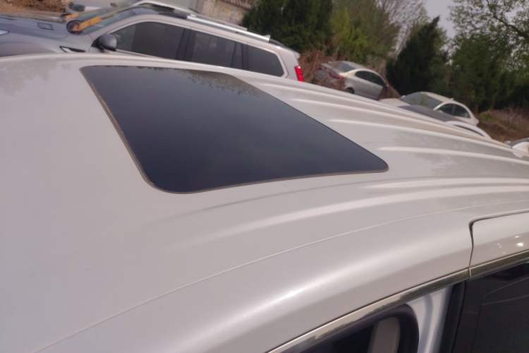 Used Buick GL8 2023 ES Lu Zun Comfort Model Roof