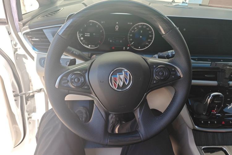 Used Buick GL8 2023 ES Lu Zun Comfort Model Steering Wheel