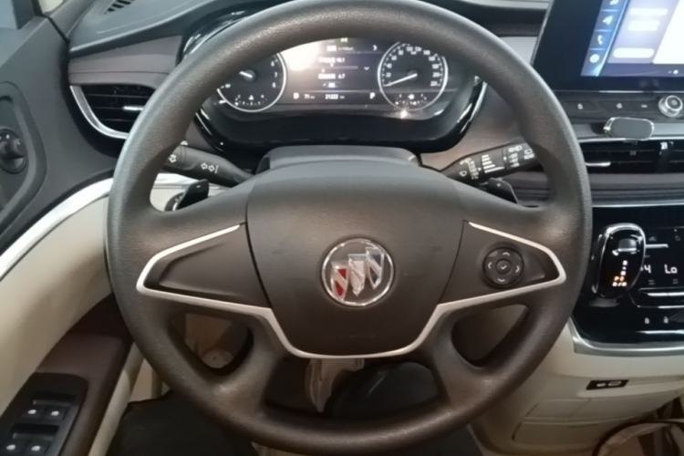 Used Buick GL8 2023 Land Executive Class Comfort Model Steering Wheel
