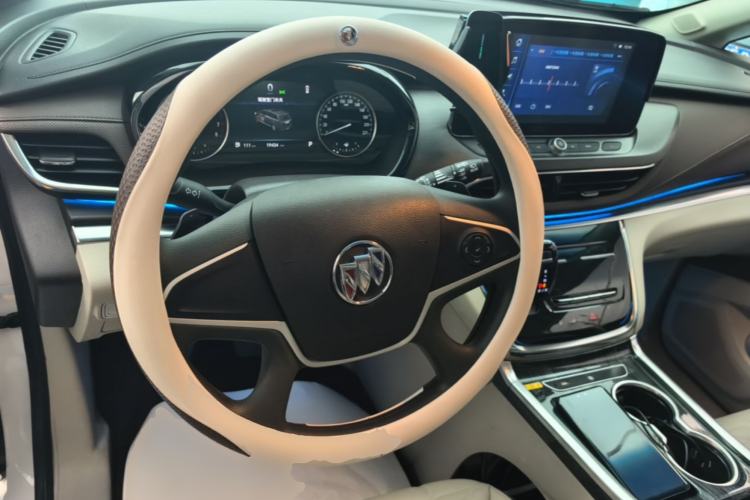 Used Buick GL8 2023 Land Executive Class Comfort Model Steering Wheel