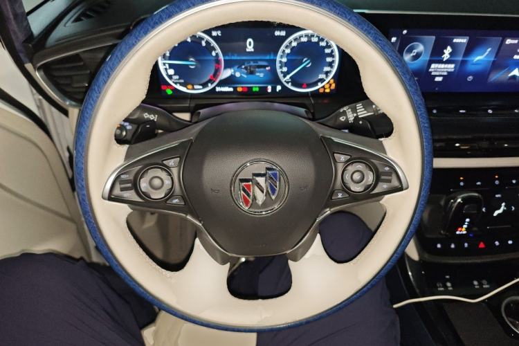 Used Buick GL8 2023 ES Lu Zun Comfort Model Steering Wheel