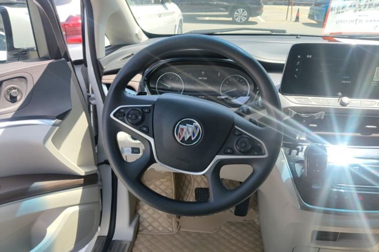 Used Buick GL8 2023 Land Executive Class Smart Enjoyment Model Steering Wheel
