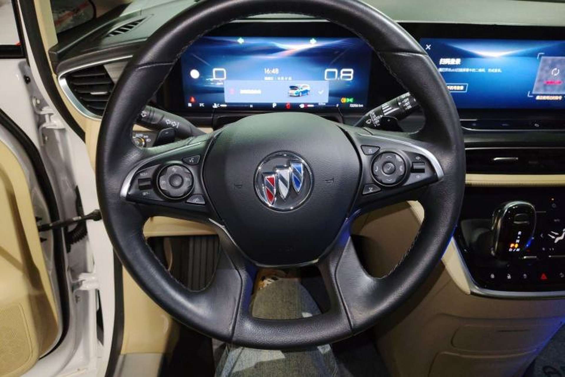Used Buick GL8 2023 ES Lu Zun Luxury Model Steering Wheel