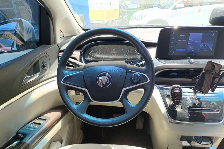 Used Buick GL8 2023 Land Executive Class Comfort Model Steering Wheel