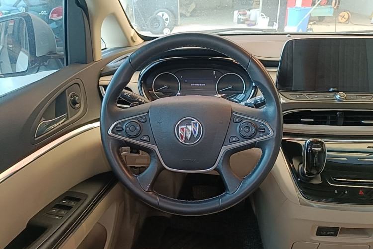 Used Buick GL8 2023 Land Executive Class Deluxe Model Steering Wheel