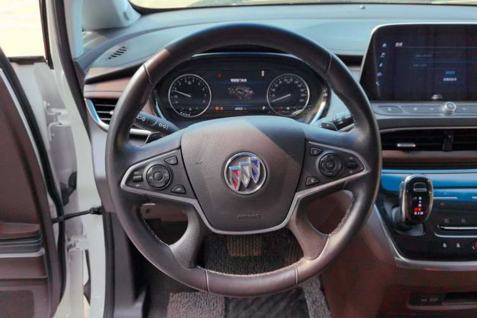 Used Buick GL8 2023 Land Executive Class 652T Luxury Model Steering Wheel
