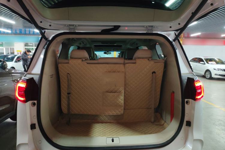 Used Buick GL8 2023 ES Lu Zun Comfort Model Trunk