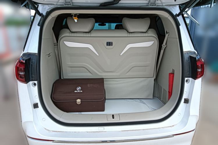 Used Buick GL8 2023 ES Lu Zun Comfort Model Trunk