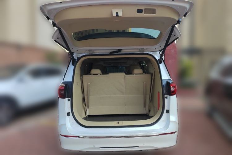 Used Buick GL8 2023 ES Lu Zun Luxury Model Trunk