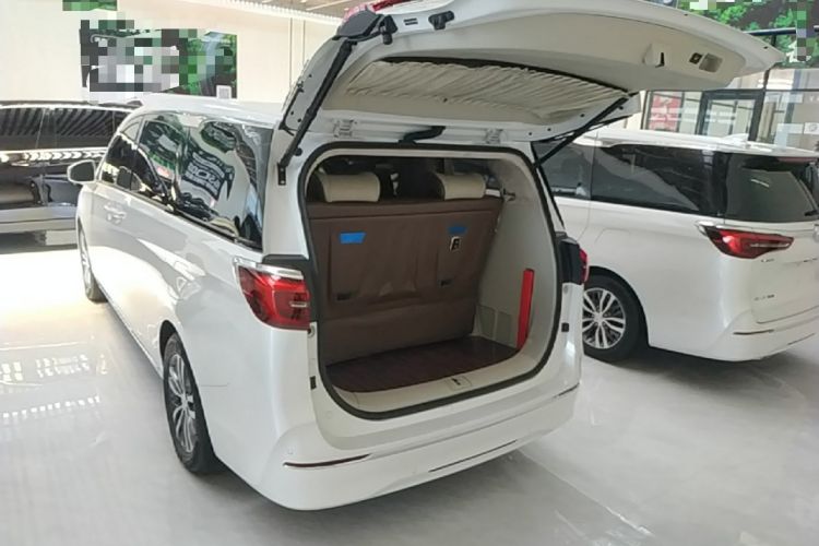 Used Buick GL8 2023 ES Lu Zun Comfort Model Trunk