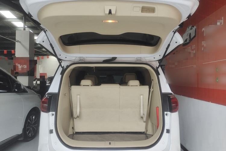 Used Buick GL8 2023 ES Lu Zun Deluxe Model Trunk