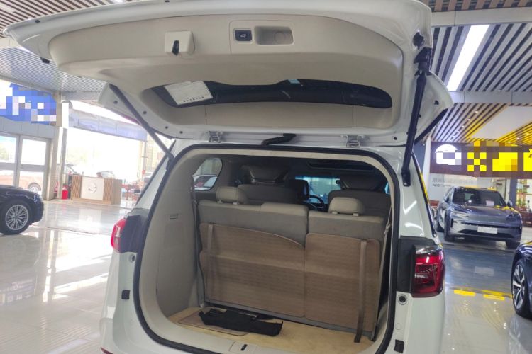 Used Buick GL8 2023 ES Lu Zun Comfort Model Trunk