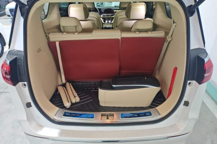 Used Buick GL8 2023 ES Lu Zun Luxury Model Trunk