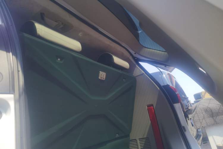 Used Buick GL8 2023 ES Lu Zun Comfort Model Trunk