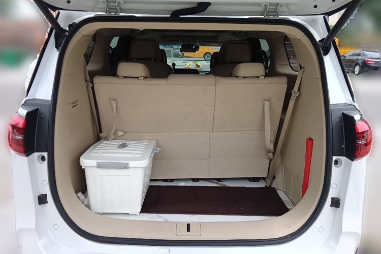 Used Buick GL8 2023 ES Lu Zun Luxury Model Trunk