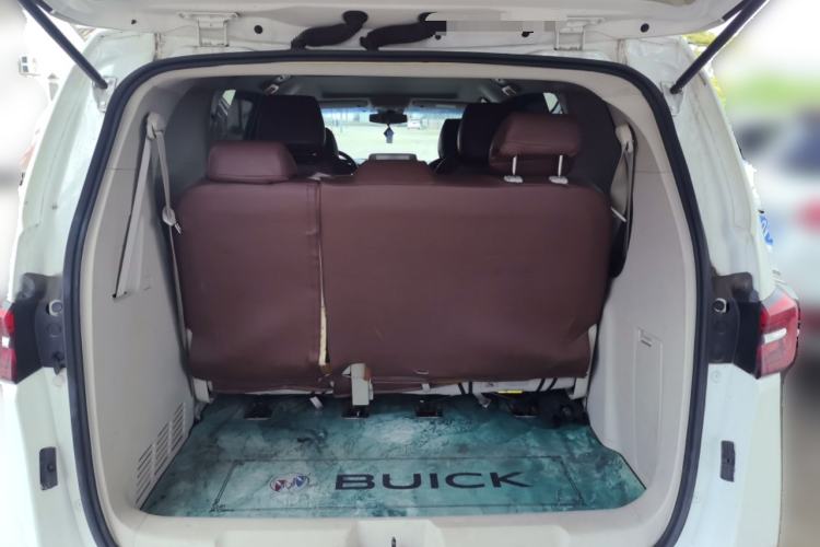 Used Buick GL8 2023 Land Executive Class Comfort Model Trunk