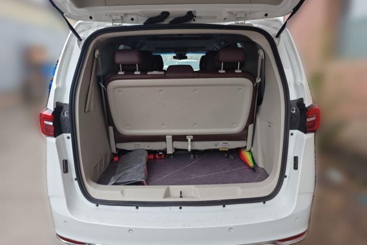 Used Buick GL8 2023 Land Executive Class Smart Enjoyment Model Trunk