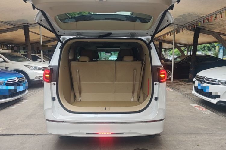 Used Buick GL8 2023 ES Lu Zun Deluxe Model Trunk