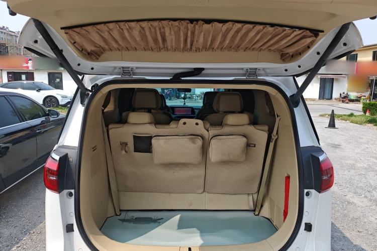 Used Buick GL8 2023 ES Lu Zun Luxury Model Trunk