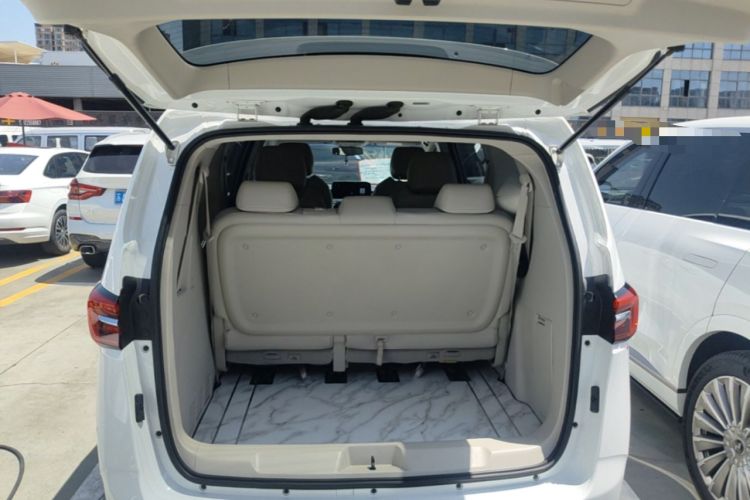 Used Buick GL8 2023 Land Executive Class Smart Enjoyment Model Trunk