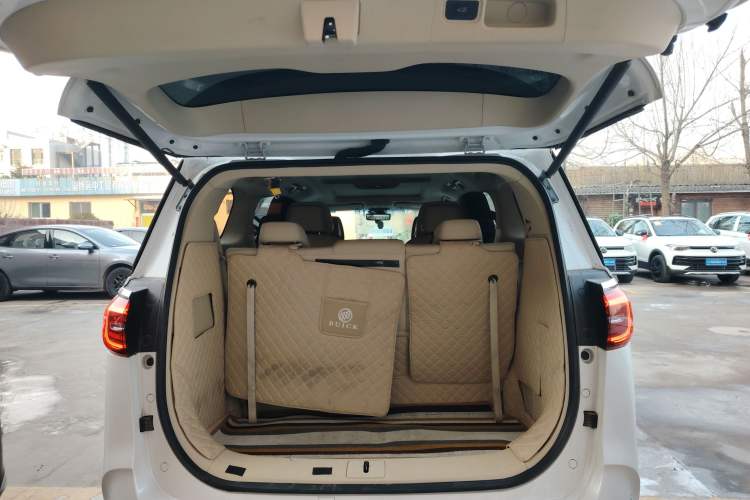 Used Buick GL8 2023 ES Lu Zun Deluxe Model Trunk