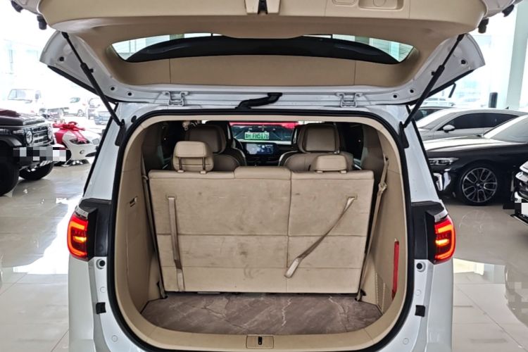 Used Buick GL8 2023 ES Lu Zun Deluxe Model Trunk