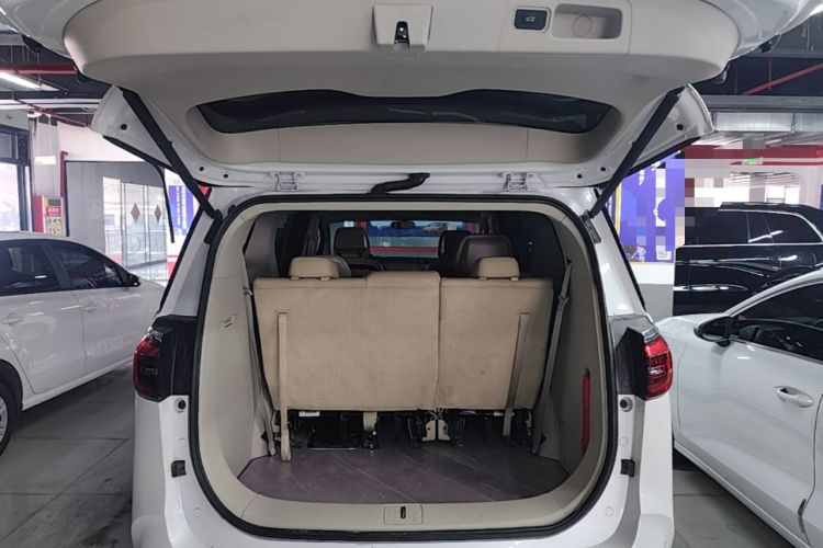 Used Buick GL8 2023 ES Lu Zun Comfort Model Trunk