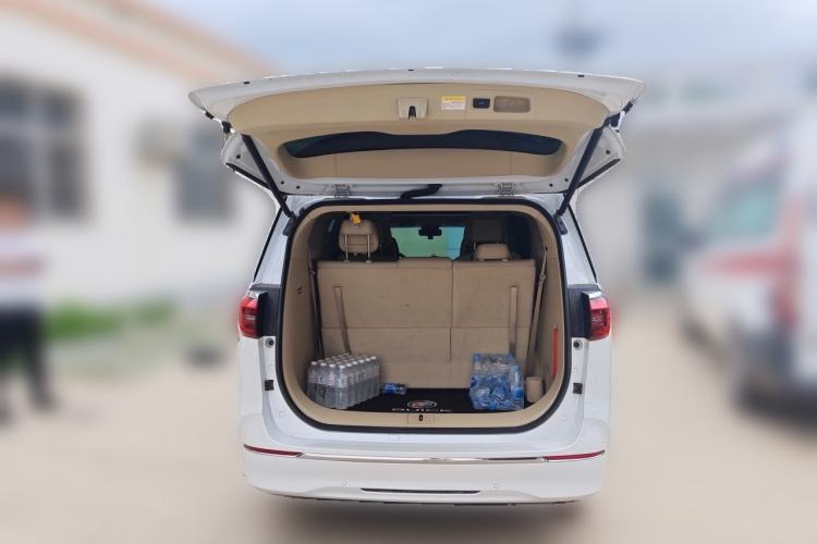 Used Buick GL8 2023 ES Lu Zun Deluxe Model Trunk