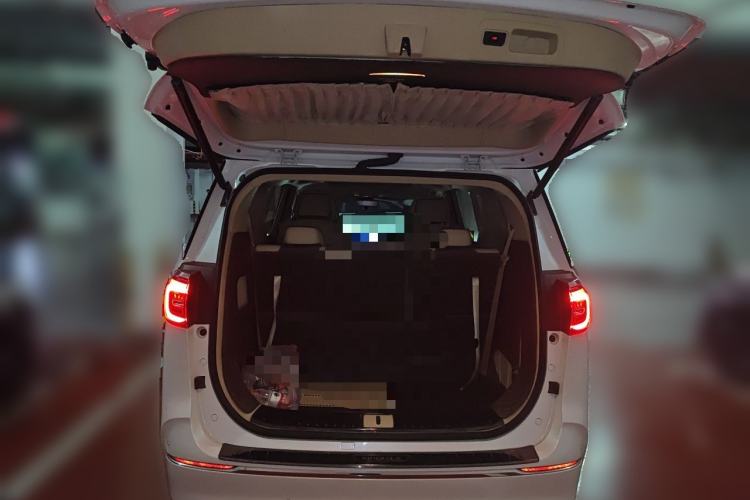 Used Buick GL8 2023 ES Lu Zun Deluxe Model Trunk