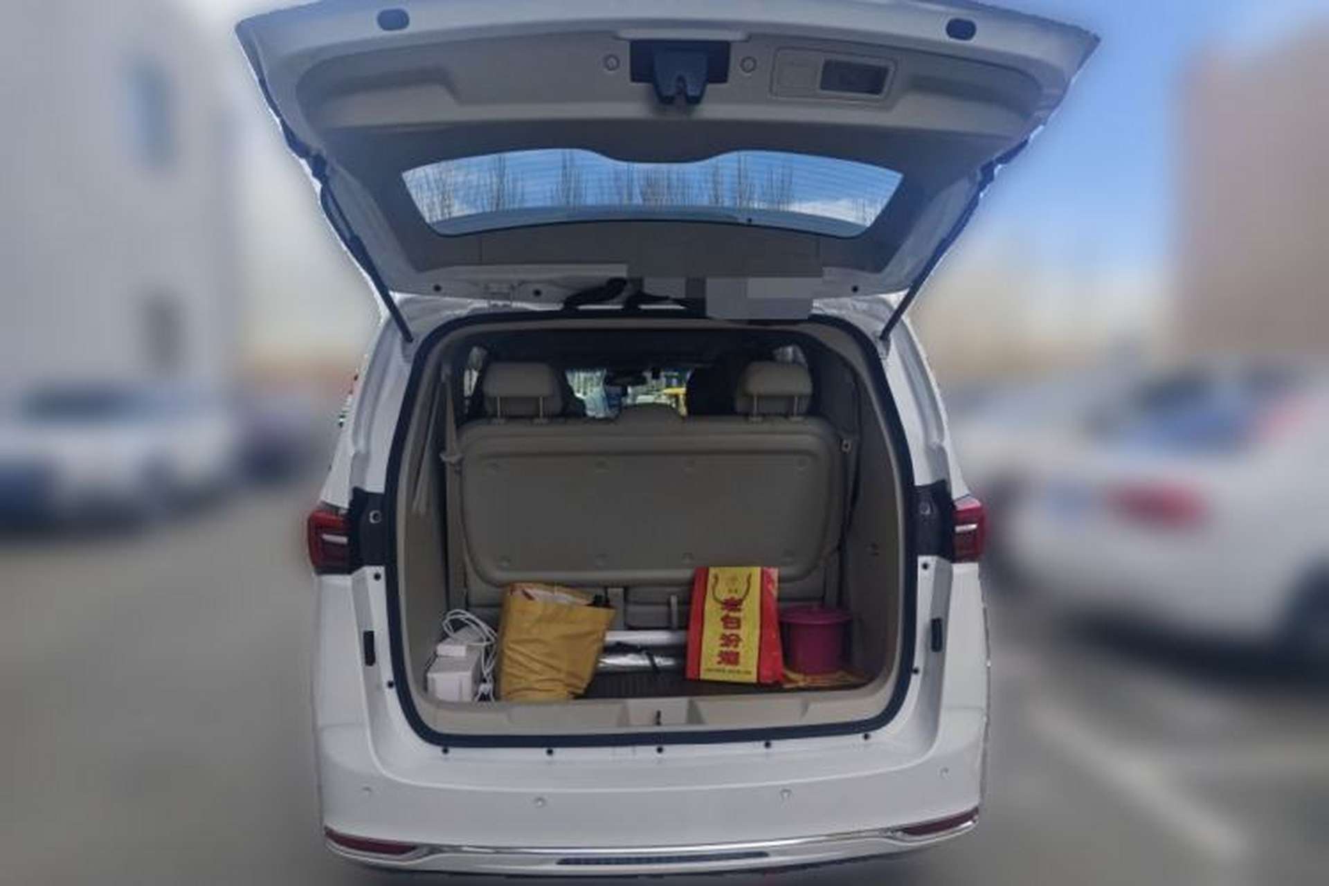 Used Buick GL8 2023 Land Executive Class Smart Enjoyment Model Trunk