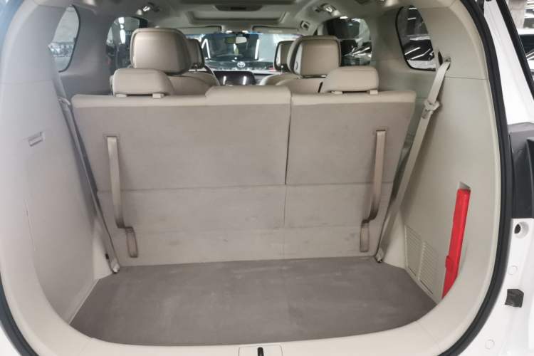 Used Buick GL8 2023 ES Lu Zun Comfort Model Trunk