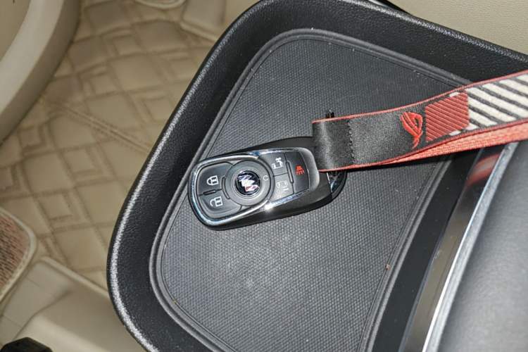 Used Buick GL8 2023 ES Lu Zun Deluxe Model Vehicle Key
